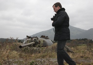 После визита на Кунашир Медведев намерен посетить другие острова Курильской гряды