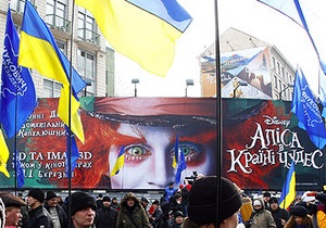 Крымский парламент просит КС растолковать, можно ли дублировать фильмы на русский язык