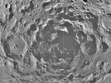Лунный кратер оказался в два раза старее, чем считалось