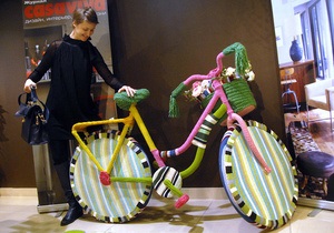 Фотогалерея: Сделано в Голландии. В Киеве открылась выставка дизайнерских велосипедов