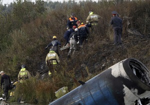 Выжившего при крушении Як-42 бортинженера могут выписать из больницы через две недели