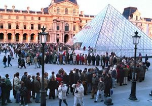 Лувр в третий раз подтвердил звание самого посещаемого музея мира
