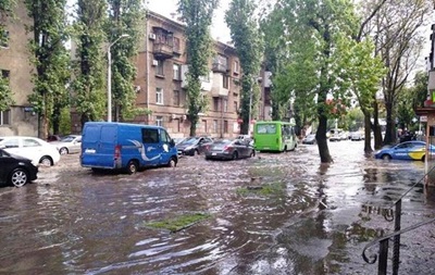 Погода на тиждень: в Україні тривають дощі