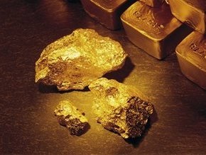 Рынок сырья: Цена золота наращивает потенциал роста