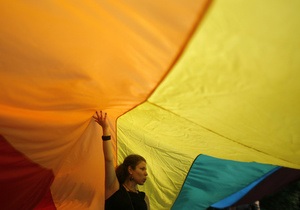 Во Франции одобрили законопроект об однополых браках