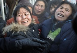 В Китае при падении автобуса в пруд погибли 11 детей из детсада