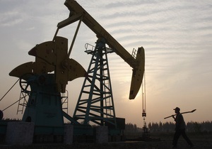 Нефть открыла неделю существенным подорожанием