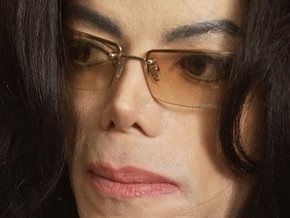 Одна из  жертв домогательств  Майкла Джексона призналась во лжи
