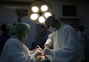На Тайване пятерым пациентам пересадили органы ВИЧ-инфицированного донора