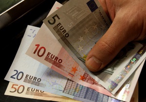 Швейцарские компании хотят выплачивать зарплаты в евро из-за резкого роста курса франка