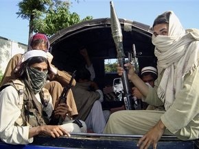 Армия Пакистана начала наступление на позиции талибов