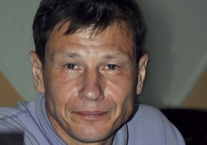 Известный российский альпинист погиб при восхождении на Эверест