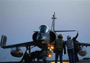 Авиация НАТО за сутки уничтожила две ракетные установки армии Каддафи