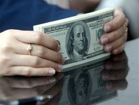 Торги на межбанке проходят в диапазоне 8,01-8,02 гривны за доллар