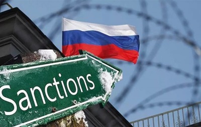 Чверть російських чиновників готові звільнитися через санкції