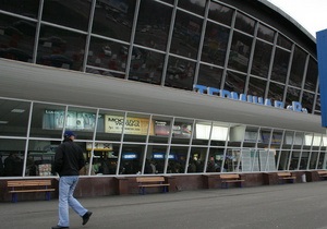 Милиция обещает упорядочить работу такси в аэропорту Борисполь