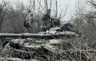 Під Ізюмом знищено колону російських танків