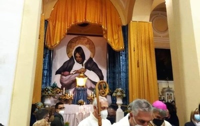  Мадонна  из киевского метро стала иконой в храме Италии