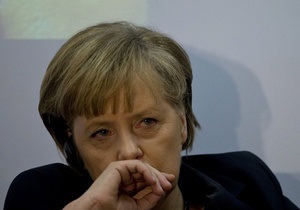Меркель поддержала главу Бундесбанка, выступающего против интервенции ЕЦБ на долговые рынки
