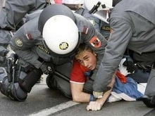 В Вене противники независимости Косово столкнулись с полицией