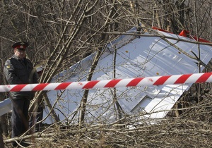 Туск: Россия не говорит всей правды о катастрофе самолета Качиньского