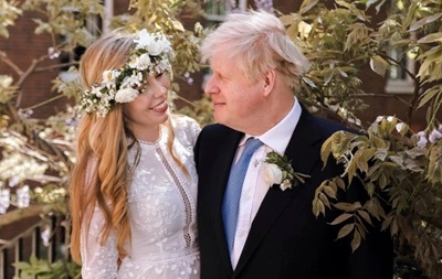 Борис и Кэрри Джонсон сыграли пышную свадьбу