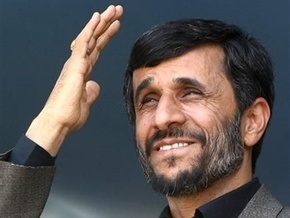 Ахмадинеджад идет на второй президентский срок