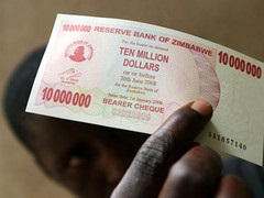 В Зимбабве инфляция достигла 231000000 процентов