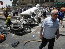 Теракт в Иерусалиме: палестинец наехал бульдозером на пассажирский автобус