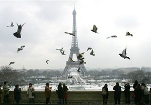 Самым дорогим городом мира стал Париж
