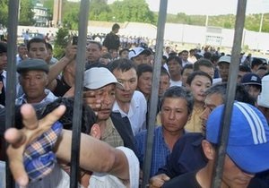 В организации беспорядков в Кыргызстане обвинили бывшего советника Бакиева