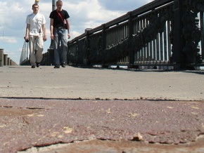 В 2010 году в Киеве проведут капремонт Пешеходного моста