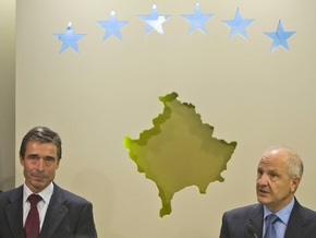 Генсек НАТО прибыл в Косово