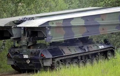 ФРГ подготовила военное оборудование к отправке в Украину 