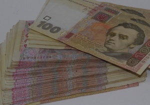 Эксперты: НБУ избавляется от евро и покупает доллар. Гривна - под угрозой девальвации