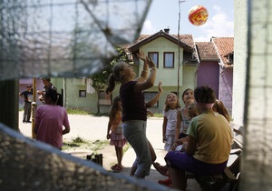 СЭС приостановила работу шести лагерей в Украине