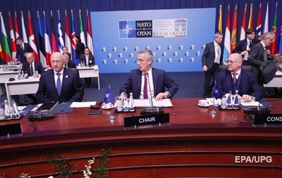 Україну беруть в НАТО? Про що домовились у Румунії