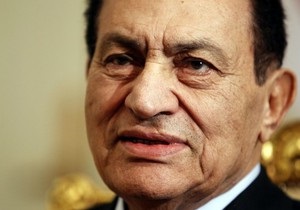 Следователи допросили Мубарака в больнице