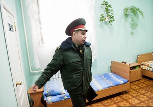 Начальник колонии: Холодильник Тимошенко полностью забит едой