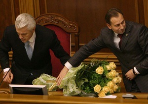 Рада включила в повестку дня вопрос об отставках Литвина и Томенко