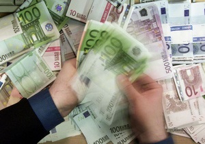 Межбанк: гривна укрепилась к евро