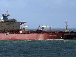 Российский танкер отбил нападение сомалийских пиратов