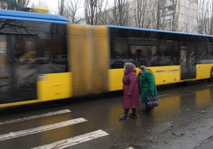 Киевские власти планируют купить 370 автобусов и троллейбусов в этом году