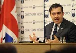 Горячий и воинственный: Саакашвили нашел в себе сходство с Черчиллем