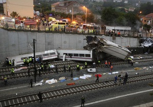 Умерла еще одна пострадавшая в аварии поезда в Испании
