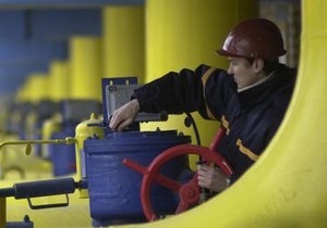 Тарифы на газ для промышленности зашкаливают - Азаров