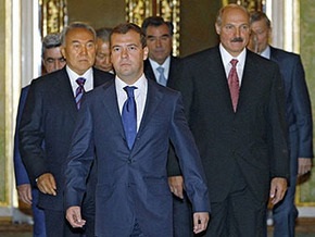 Сегодня будет создан тройственный Таможенный союз России, Беларуси и Казахстана