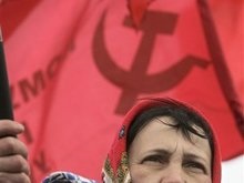 Полторы сотни киевских коммунистов собрались у памятника Ленину