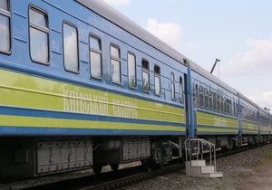 Пассажиров поезда Киев - Москва больше не будут будить ночью для паспортного контроля
