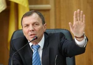 Мэр Ужгорода не позволил зарегистрировать группу по проведению референдума о недоверии Януковичу